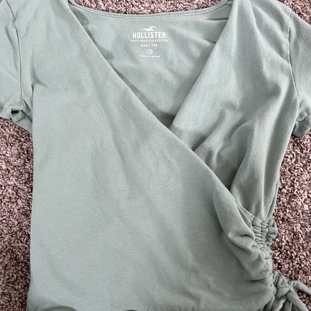 Hollister baby wrap tee